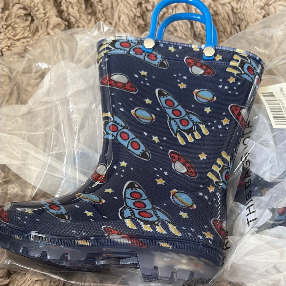Light Up! Space Adventure Kids Rain Boots size 5 NWT